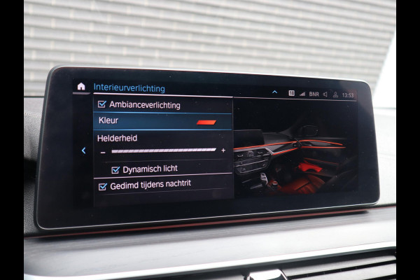 BMW 5 Serie 545e xDrive M sport | Head Up | Comfortleder + Memory |  Schuif-/kanteldak |