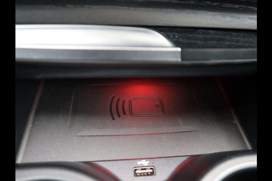 BMW 5 Serie 545e xDrive M sport | Head Up | Comfortleder + Memory |  Schuif-/kanteldak |