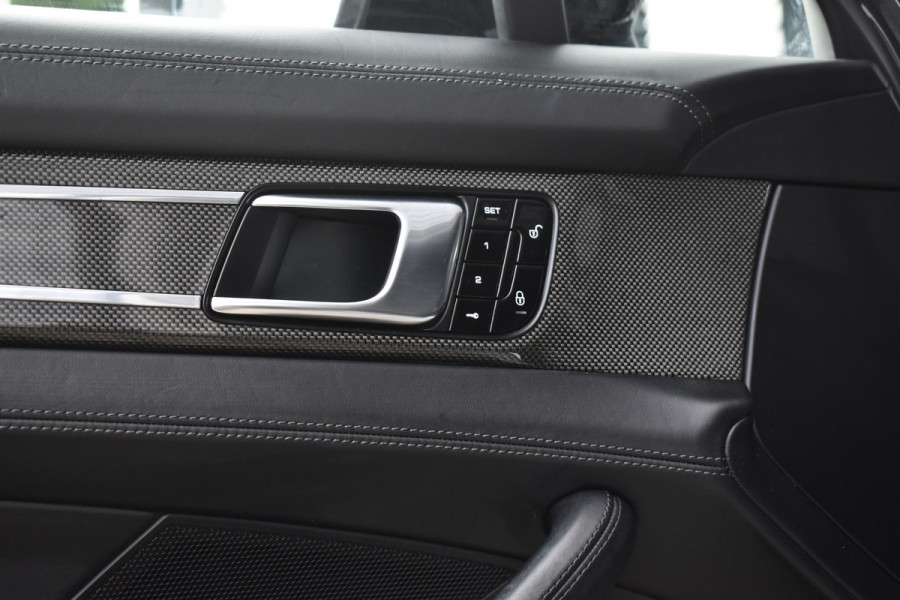 Porsche Panamera 2.9 4 E-Hybrid 462pk SportDesign | Panoramadak | 21'' Velgen | Bose | Sfeerverlichting | Luchtvering | Sportuitlaat |