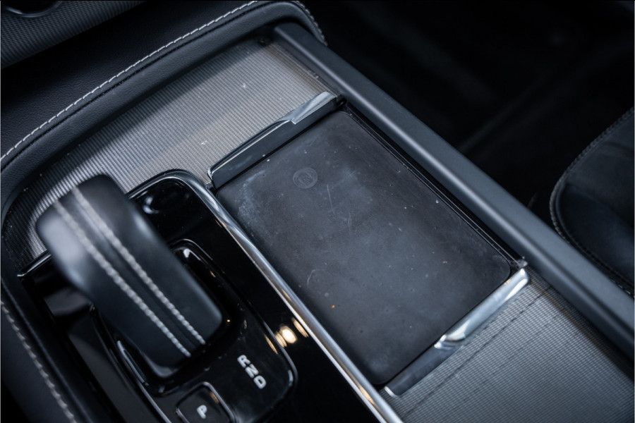 Volvo XC90 2.0 T8 Recharge AWD R-Design Long Range 7P - Panorama | Elek. Trekhaak | H&K | Memory | 360 Camera