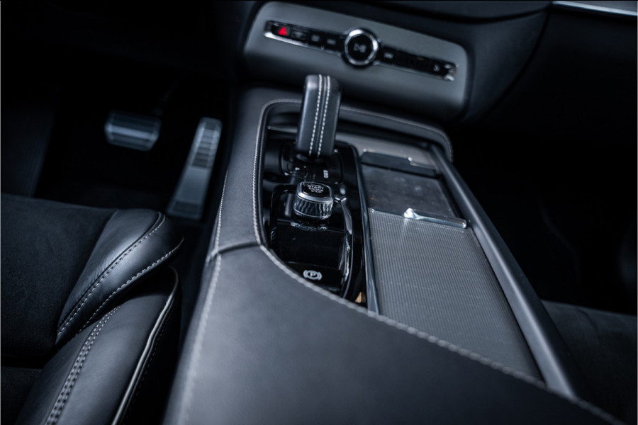 Volvo XC90 2.0 T8 Recharge AWD R-Design Long Range 7P - Panorama | Elek. Trekhaak | H&K | Memory | 360 Camera