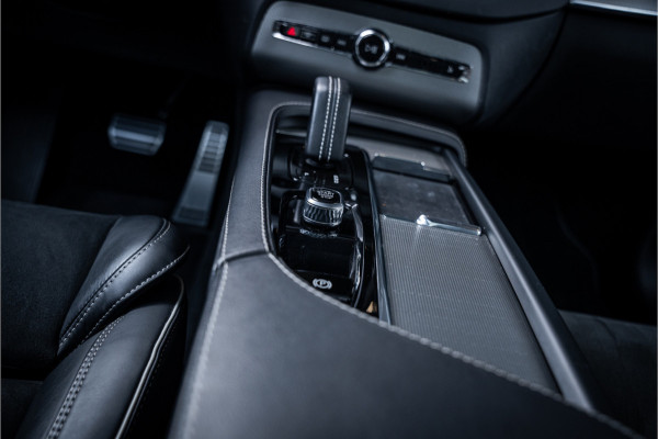 Volvo XC90 2.0 T8 Recharge AWD R-Design Long Range 7P - Panorama | Elek. Trekhaak | H&K | Memory | 360 Camera