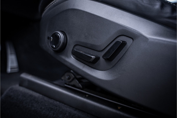 Volvo XC90 2.0 T8 Recharge AWD R-Design Long Range 7P - Panorama | Elek. Trekhaak | H&K | Memory | 360 Camera