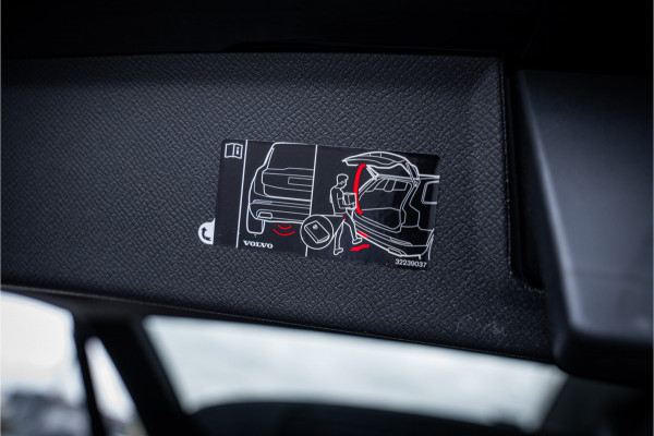 Volvo XC90 2.0 T8 Recharge AWD R-Design Long Range 7P - Panorama | Elek. Trekhaak | H&K | Memory | 360 Camera