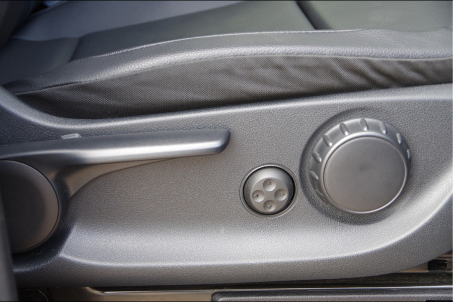 Mercedes-Benz Vito 114 CDI L2 Pro AUT. DC-5P, FACELIFT! LEDER, CAMERA, CRUISE, CLIMA, COMFORT STOELEN, LEDER STUURWIEL, DUBBELE CABINE