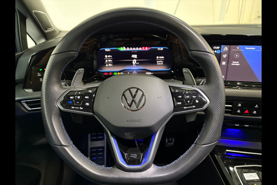 Volkswagen Golf 2.0 TSI R 4Motion Akra Performance