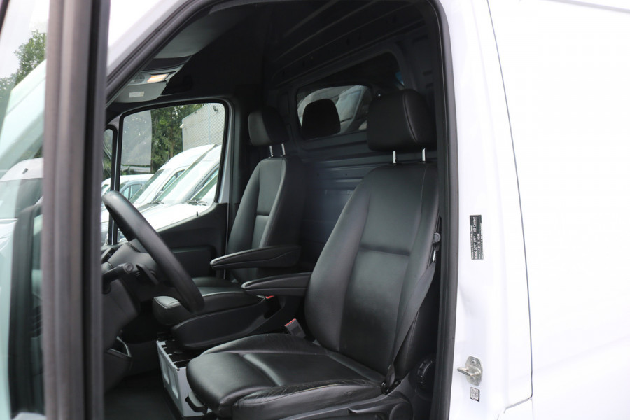 Mercedes-Benz Sprinter 319 3.0 V6 CDI L2 H2 Automaat Airco Navigatie Camera