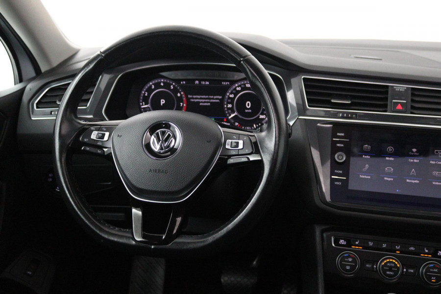 Volkswagen Tiguan Allspace 1.4 TSI Comfortline Business 7p (PANORAMADAK, STOELVERWARMING, CARPLAY, PARKEERSENSOREN, AUTOMAAT)