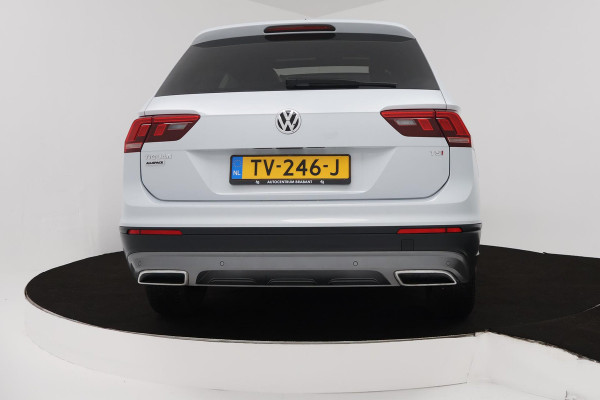 Volkswagen Tiguan Allspace 1.4 TSI Comfortline Business 7p (PANORAMADAK, STOELVERWARMING, CARPLAY, PARKEERSENSOREN, AUTOMAAT)