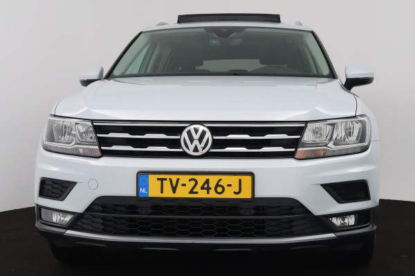 Volkswagen Tiguan Allspace 1.4 TSI Comfortline Business 7p (PANORAMADAK, STOELVERWARMING, CARPLAY, PARKEERSENSOREN, AUTOMAAT)