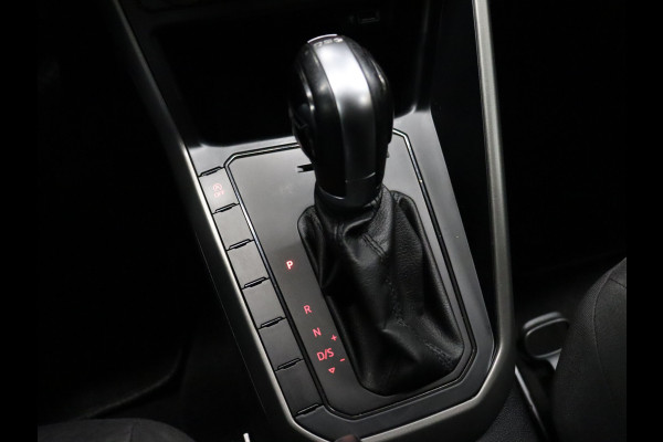 Volkswagen Polo 1.0 TSI Comfortline R LINE [ADAPTIVE CRUISE CONTROL, CAMERA, R LINE STUUR, PDC ACHTER, BLUETOOTH, AIRCO, NIEUWSTAAT]
