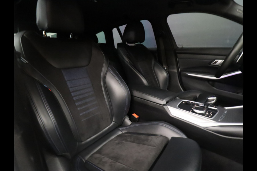 BMW 3 Serie Touring 320i M Sport [LIVE COCKPIT, DAB, LED, APPLE CARPLAY, M SPORTSTUUR, TREKHAAK AFNEEMBAAR, CRUISE, CLIMATE, NIEUWSTAAT]