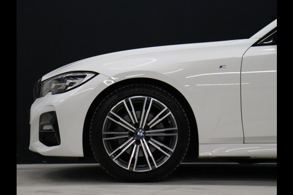 BMW 3 Serie Touring 320i M Sport [LIVE COCKPIT, DAB, LED, APPLE CARPLAY, M SPORTSTUUR, TREKHAAK AFNEEMBAAR, CRUISE, CLIMATE, NIEUWSTAAT]
