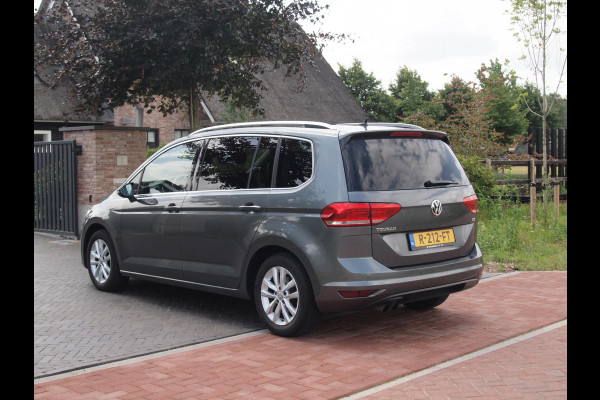 Volkswagen Touran 1.4 TSI Highline 7persoons | Automaat | Trekhaak | Parkeersensoren | Cruise Control |