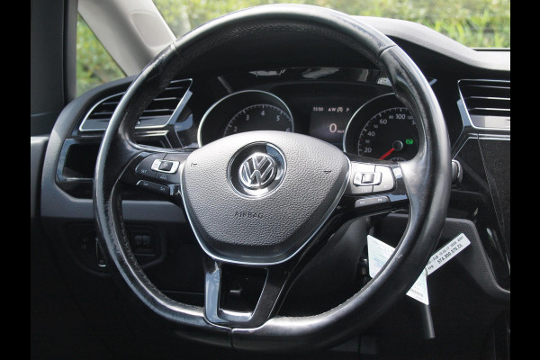 Volkswagen Touran 1.4 TSI Highline 7persoons | Automaat | Trekhaak | Parkeersensoren | Cruise Control |