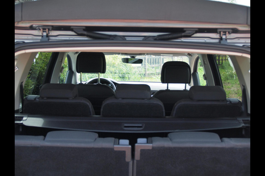 Volkswagen Touran 1.4 TSI Highline 7persoons | Automaat | Trekhaak | Parkeersensoren | Cruise Control |