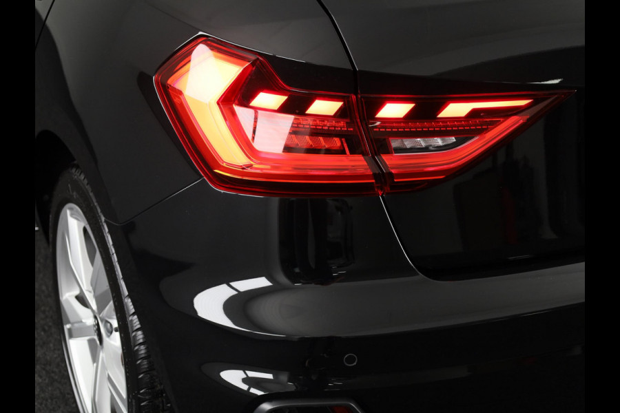 Audi A1 Sportback 30 TFSI S edition 116pk S-tronic | Dynamic pakket | Keyless start | 18 inch lichtmetalen velgen |