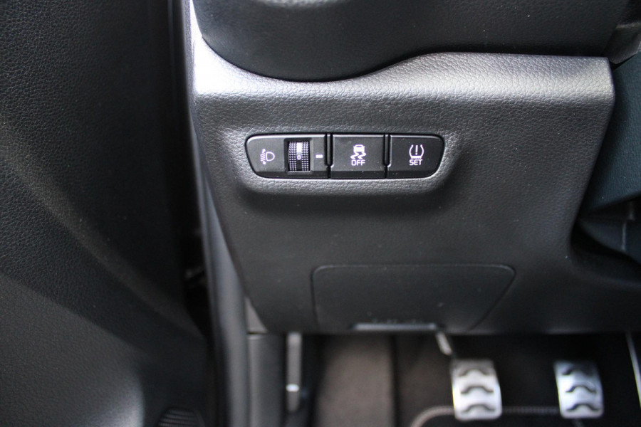 Kia Picanto 1.0 T-GDi 100PK GT-LINE | PANORAMISCH SCHUIF/KANTEL DAK | STOEL/STUUR VERWARMING | CLIMATE CONTROL | ADAPTIVE CRUISE CONTROL | ACHTERUITRIJ CAMERA | LICHTMETALEN VELGEN 16" | LANE ASSIST | APPLE CARPLAY/ANDROID AUTO | NAVIGATIE | DRAADLOZE TELEFOONLADER | DAB+ RADIO | KEYLESS ENTRY |