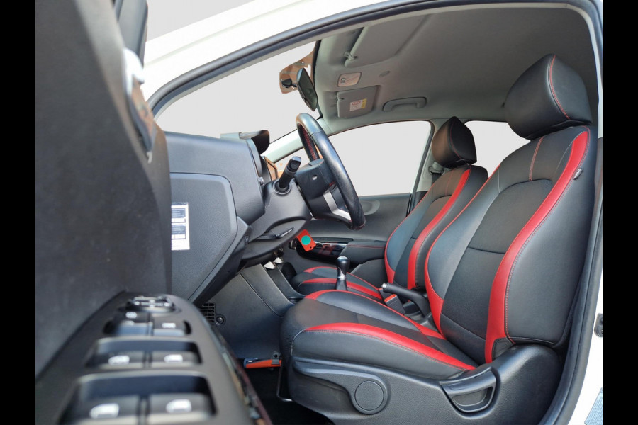 Kia Picanto 1.0 MPi GT-Line Edition | Trekhaak | Navi | Camera | Cruise | Lichtsensor | LED |