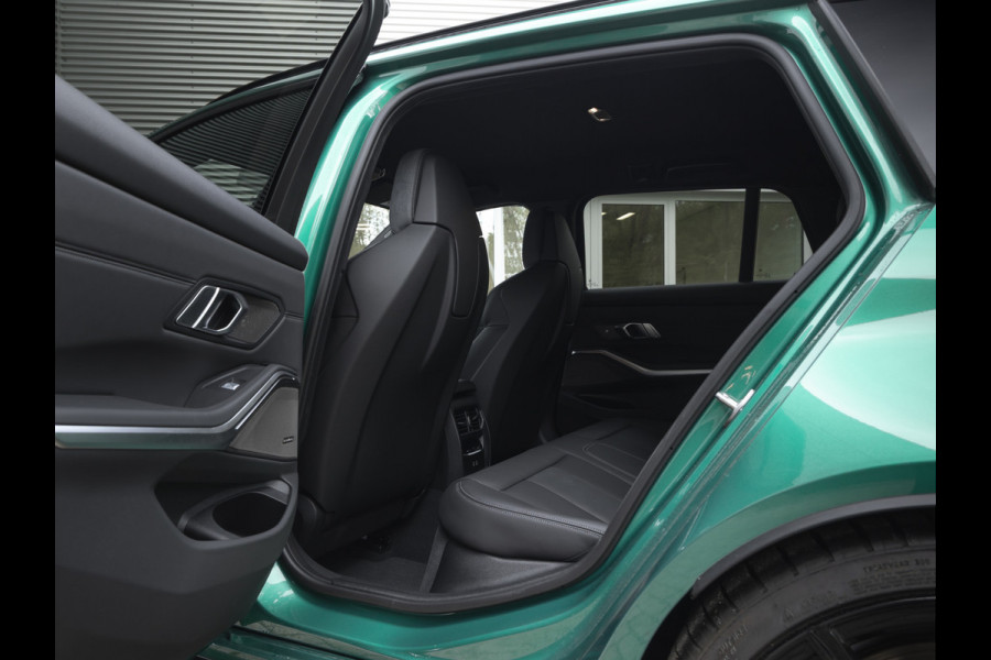 BMW 3 Serie Touring M3 xDrive Competition - Facelift - Head-up - Harman Kardon