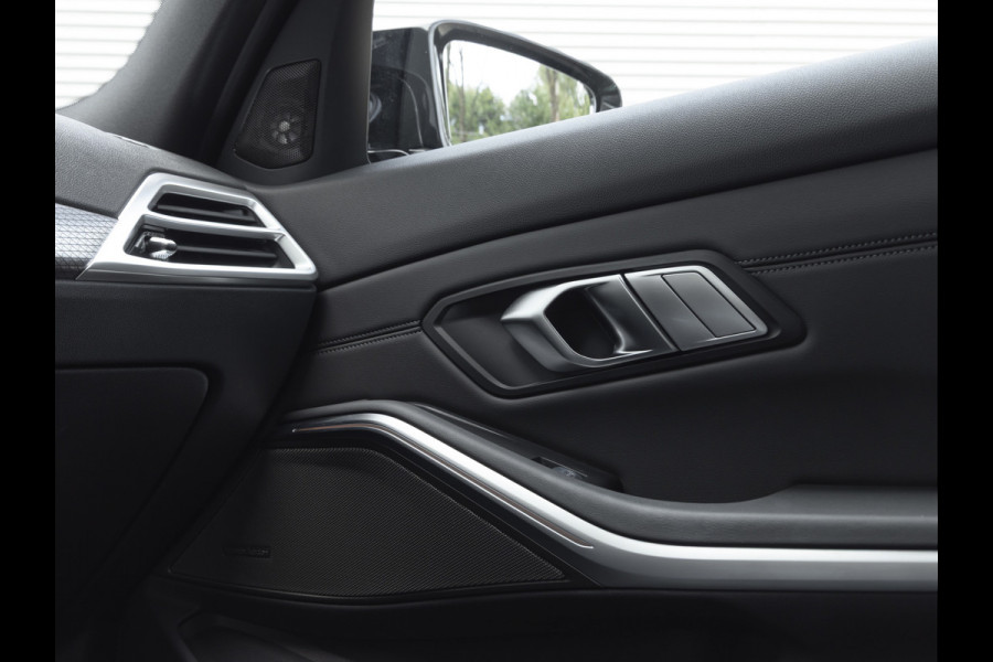 BMW 3 Serie Touring M3 xDrive Competition - Facelift - Head-up - Harman Kardon