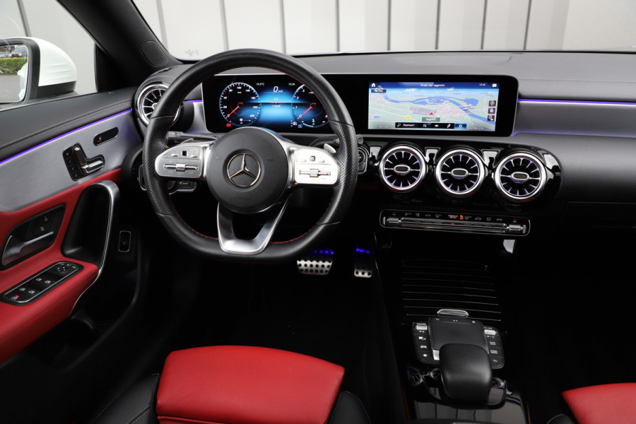 Mercedes-Benz CLA-Klasse 200 AMG | 163PK | Sfeerverlichting | Keyles-go | Multibeam | Memory | Pano | Leder | Stoelverwarming | NL-Auto | 2020.