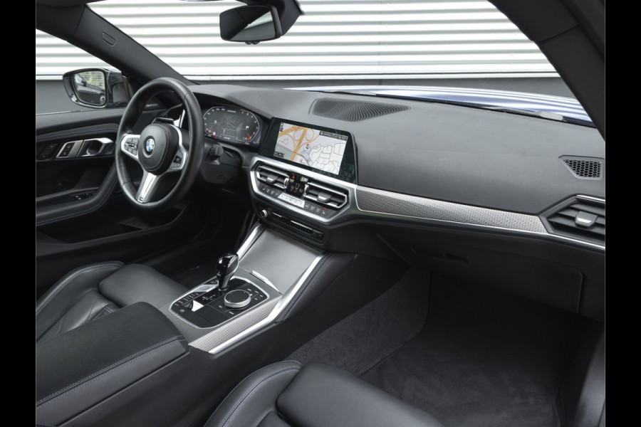 BMW 2 Serie Coupé M240i xDrive - M-Sportzetels - Bilstein EVO SE - Head-Up - Harman Kardon
