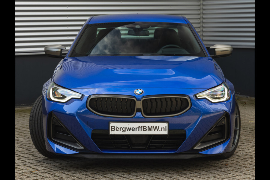 BMW 2 Serie Coupé M240i xDrive - M-Sportzetels - Bilstein EVO SE - Head-Up - Harman Kardon