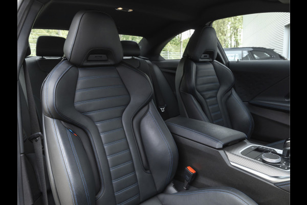 BMW 2 Serie Coupé M240i xDrive - M-Sportzetels - Bilstein EVO SE - Head-Up - Harman Kardon