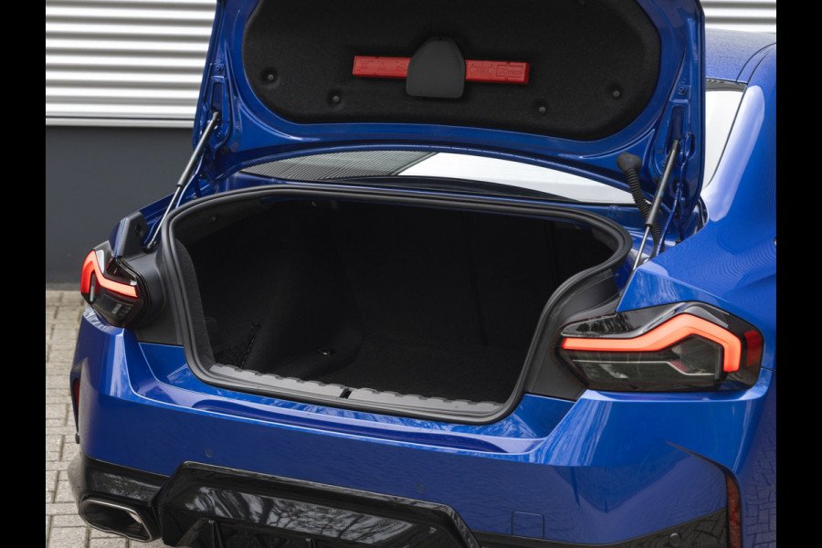 BMW 2 Serie Coupé M240i xDrive - M-Sportzetels - Bilstein EVO SE - Head-Up - Harman Kardon