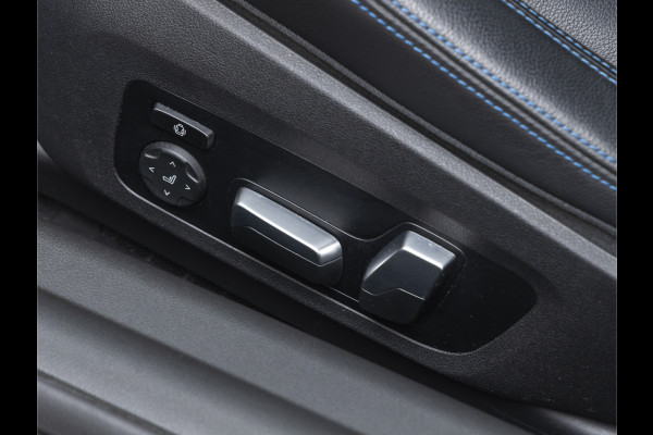 BMW 2 Serie Coupé M240i xDrive - M-Sportzetels - Bilstein EVO SE - Head-Up - Harman Kardon