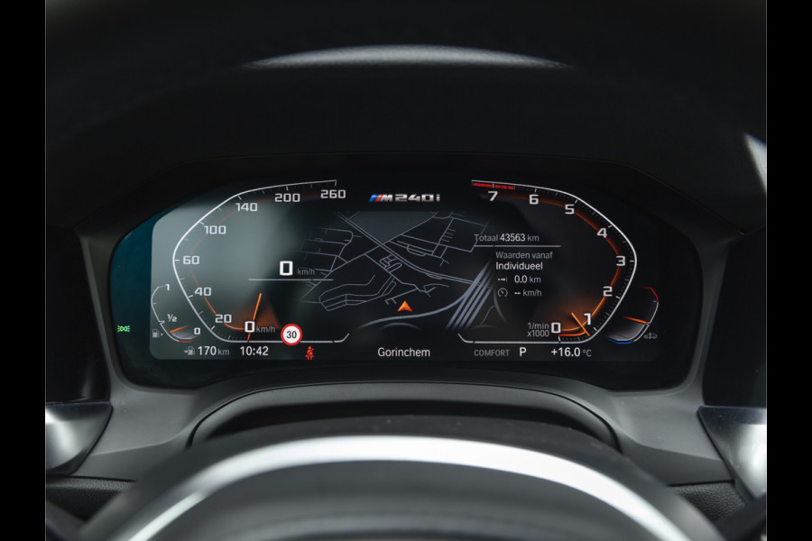 BMW 2 Serie Coupé M240i xDrive - M-Sportzetels - Bilstein EVO SE - Head-Up - Harman Kardon