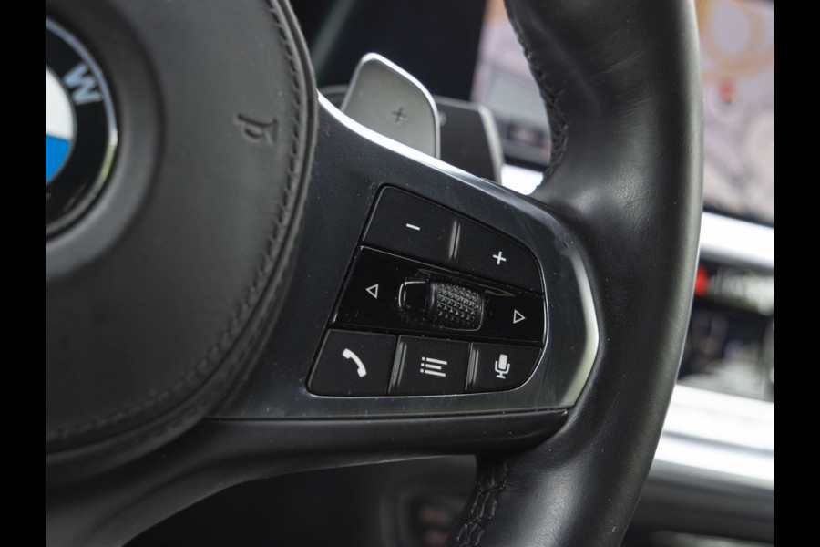 BMW 2 Serie Coupé M240i xDrive - M-Sportzetels - Bilstein EVO SE - Head-Up - Harman Kardon