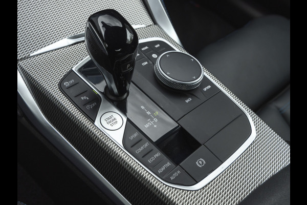 BMW 2 Serie Coupé M240i xDrive - M-Sportzetels - Bilstein EVO SE - Head-Up - Harman Kardon