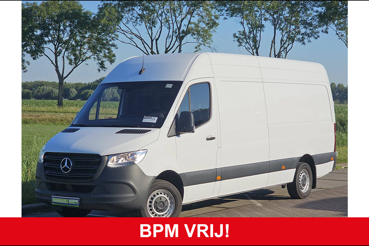 Mercedes-Benz Sprinter 315 1.9 CDI L3H2 Euro6 150Pk Camera Navi Trekhaak Airco! Mercedes-Benz Sprinter 315 1.9 CDI L3H2 Euro6 150Pk Camera Navi Trekhaak Airco!