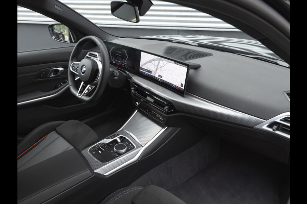 BMW 3 Serie Touring 330i xDrive - M-Sport - LCI 2 - ACC - Trekhaak - Getint Glas