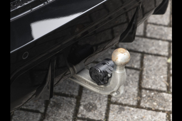 BMW 3 Serie Touring 330i xDrive - M-Sport - LCI 2 - ACC - Trekhaak - Getint Glas