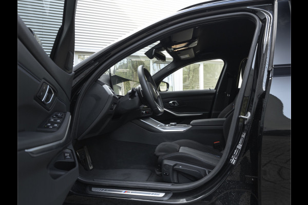 BMW 3 Serie Touring 330i xDrive - M-Sport - LCI 2 - ACC - Trekhaak - Getint Glas