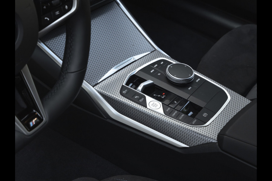BMW 3 Serie Touring 330i xDrive - M-Sport - LCI 2 - ACC - Trekhaak - Getint Glas