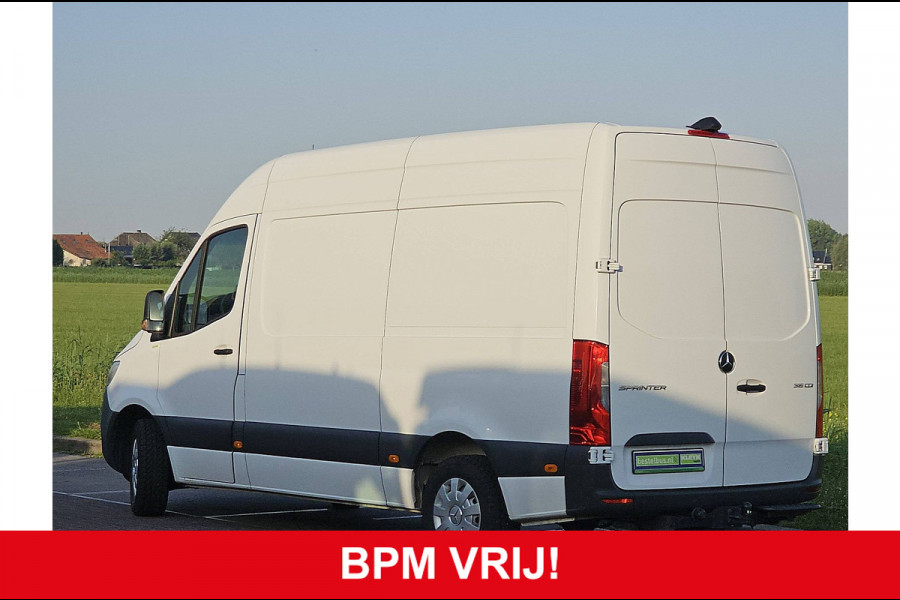 Mercedes-Benz Sprinter 315 L2H2 R 3.5t-Trekhaak Navi Airco Mbux  PDC Camera Euro6 150 PK!