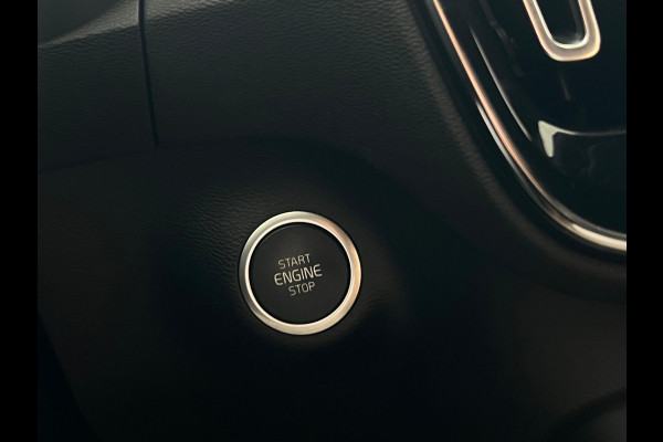 Volvo XC40 1.5 T5 Twin Engine Inscription NL AUTO | LEDER | STOELVERW |6x voorraad