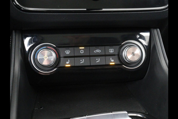 MG ZS EV Luxury 45 kWh | Panoramadak | Leder | Stoelverwarming | Carplay | Adaptive cruise | Camera | Keyless | Full LED | Navigatie
