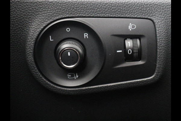 MG ZS EV Luxury 45 kWh | Panoramadak | Leder | Stoelverwarming | Carplay | Adaptive cruise | Camera | Keyless | Full LED | Navigatie