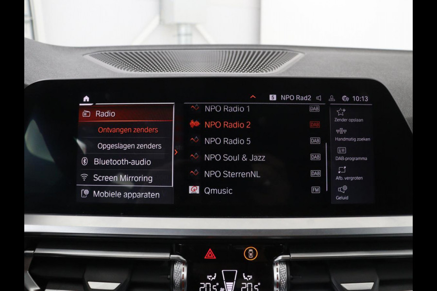 BMW 3 Serie 318i Executive Edition | Sport Line | Stoelverwarming | Camera | Trekhaak | Half leder | Full LED | Carplay | Live Cockpit