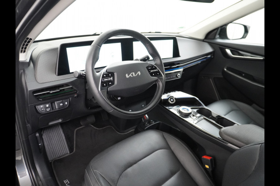 Kia Ev6 Plus 77.4kWh Leer Long Range 19" Apple Carplay Trekhaak Android Meridian-HiFi Adap. Cruise Camera Navi Ecc Elek.Verst.Stoelen+Ve Elek.Achterklep Led Regen-Lichtsensor Verkeersbord detectie Connected Services Bluetooth Uitparkeer waarschuwing Rijstrooksensor met correctie 1e Eigenaar Origineel Nederlandse Auto Dealer Onderhouden tot 233kw DC en 11kw AC laden Garantie Accu 7jaar/160.000km