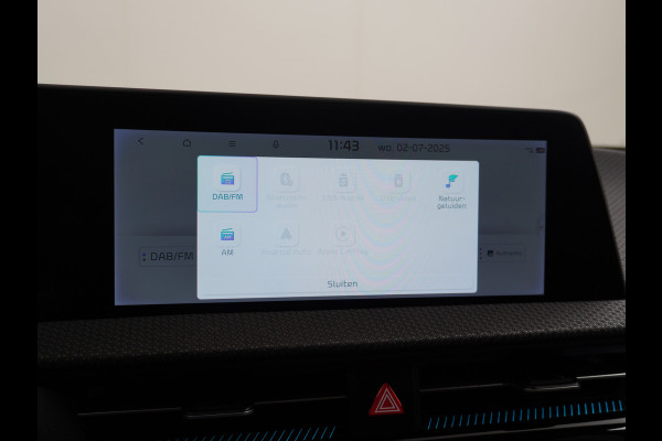 Kia Ev6 Plus 77.4kWh Leer Long Range 19" Apple Carplay Trekhaak Android Meridian-HiFi Adap. Cruise Camera Navi Ecc Elek.Verst.Stoelen+Ve Elek.Achterklep Led Regen-Lichtsensor Verkeersbord detectie Connected Services Bluetooth Uitparkeer waarschuwing Rijstrooksensor met correctie 1e Eigenaar Origineel Nederlandse Auto Dealer Onderhouden tot 233kw DC en 11kw AC laden Garantie Accu 7jaar/160.000km