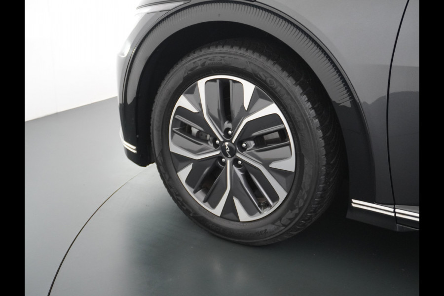 Kia Ev6 Plus 77.4kWh Leer Long Range 19" Apple Carplay Trekhaak Android Meridian-HiFi Adap. Cruise Camera Navi Ecc Elek.Verst.Stoelen+Ve Elek.Achterklep Led Regen-Lichtsensor Verkeersbord detectie Connected Services Bluetooth Uitparkeer waarschuwing Rijstrooksensor met correctie 1e Eigenaar Origineel Nederlandse Auto Dealer Onderhouden tot 233kw DC en 11kw AC laden Garantie Accu 7jaar/160.000km