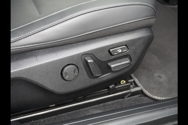 Kia Ev6 Plus 77.4kWh Leer Long Range 19" Apple Carplay Trekhaak Android Meridian-HiFi Adap. Cruise Camera Navi Ecc Elek.Verst.Stoelen+Ve Elek.Achterklep Led Regen-Lichtsensor Verkeersbord detectie Connected Services Bluetooth Uitparkeer waarschuwing Rijstrooksensor met correctie 1e Eigenaar Origineel Nederlandse Auto Dealer Onderhouden tot 233kw DC en 11kw AC laden Garantie Accu 7jaar/160.000km