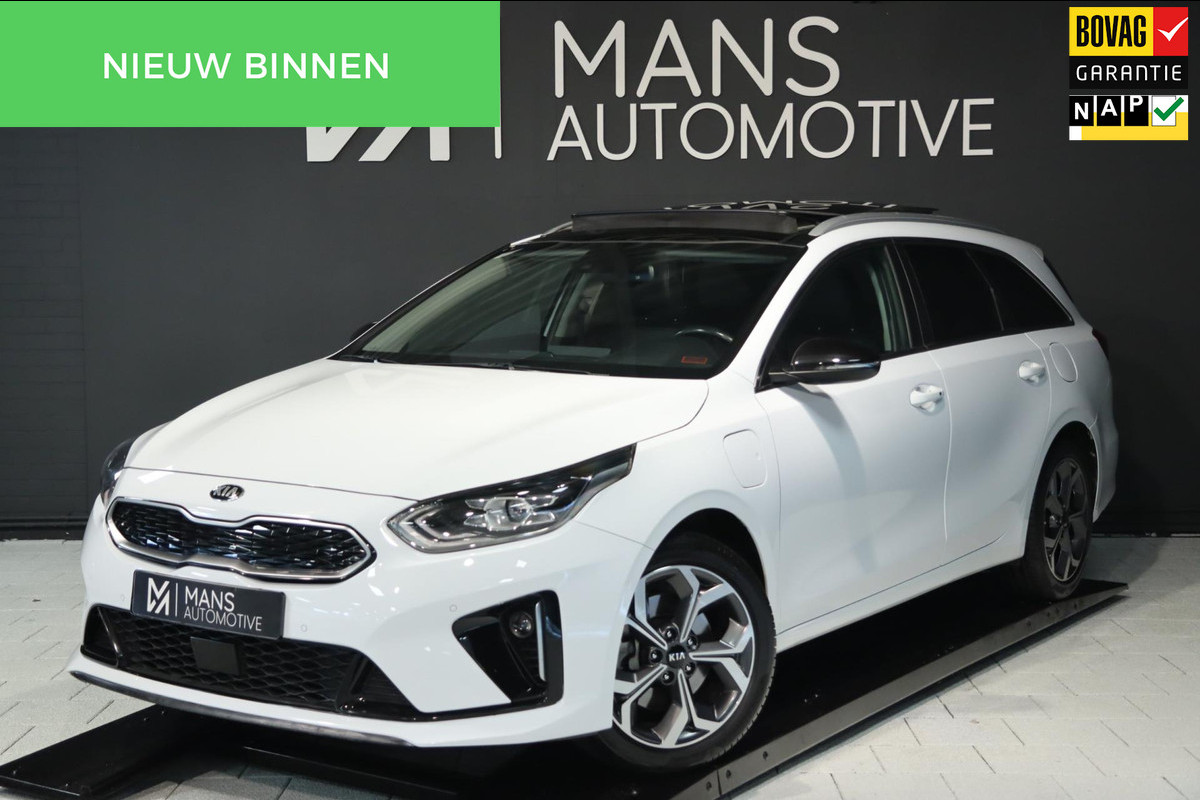 Kia Ceed Sportswagon 1.6 GDI PHEV ExecutiveLine / PANODAK / KEYLESS / DODEHOEK / CAMERA Kia Ceed Sportswagon 1.6 GDI PHEV ExecutiveLine / PANODAK / KEYLESS / DODEHOEK / CAMERA