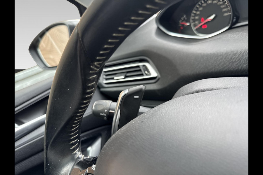 Peugeot 308 SW 1.2 PureTech Allure | automaat | panoramadak | massagestoelen | stoelverwarming | blind-spot | adaptive cruise | navigatie |